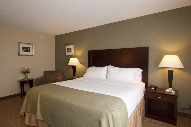 Holiday Inn SOUTH PLAINFIELD-PISCATAWAY - South Plainfield, NJ