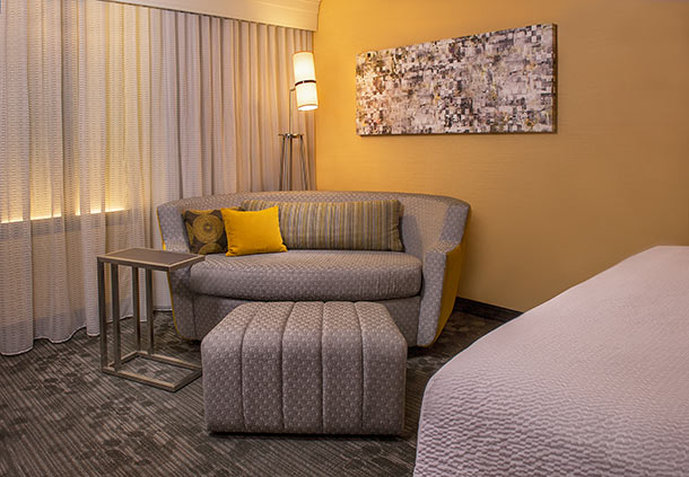 Courtyard By Marriott Lansing - Lansing, MI