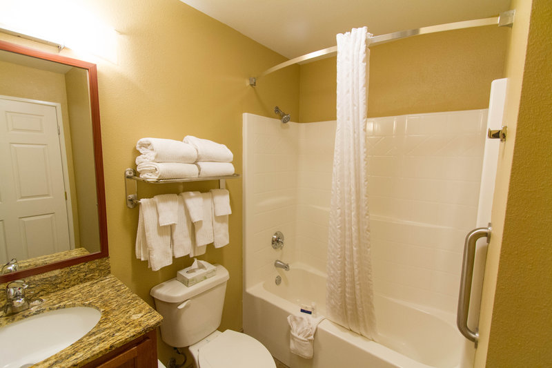 Candlewood Suites SANTA MARIA - Santa Maria, CA