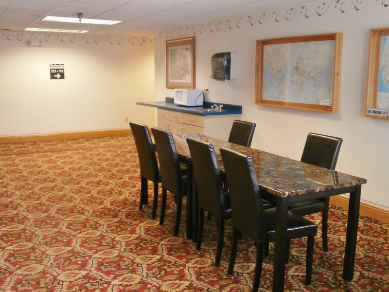 Americas Best Value Inn-Morton-Redwood Falls - Morton, MN