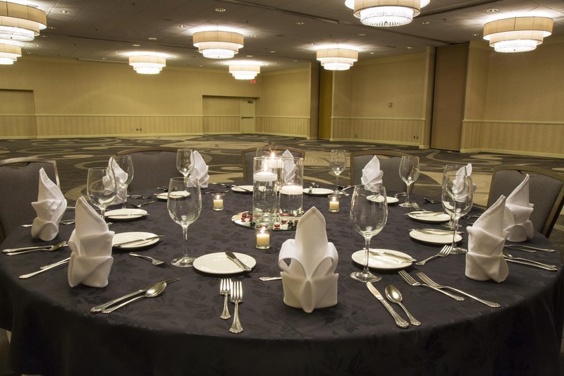 Hilton-Airport - Kansas City, MO