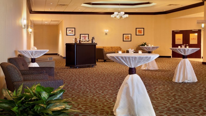 Holiday Inn Convention Center Chicago Gurnee - Round Lake, IL