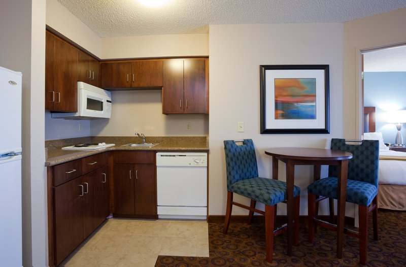 Holiday Inn Express & Suites ST. CLOUD - Sartell, MN
