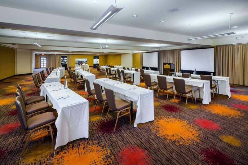 Vineyards Chop House-Crowne Plaza Hotel Concord - Concord, CA