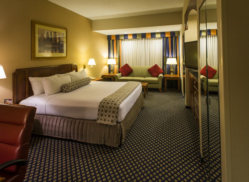 Crowne Plaza-Springfield - Mount Pulaski, IL