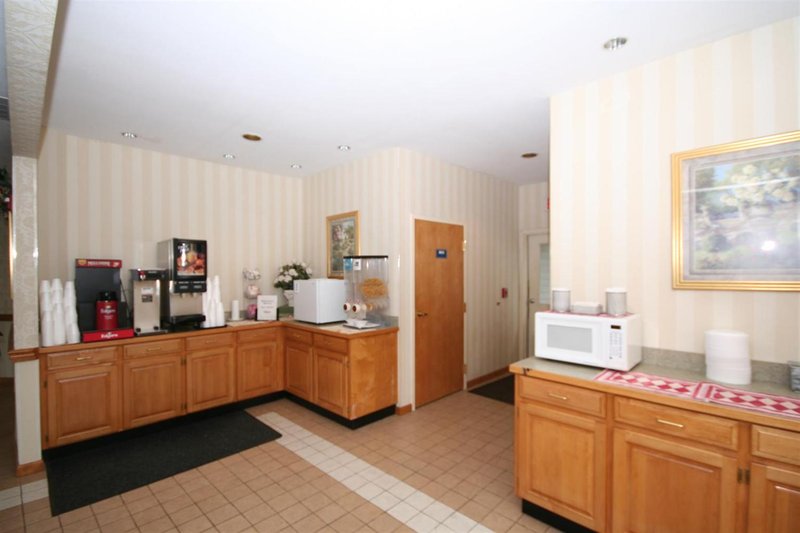 America's Best Inn - Siler City, NC