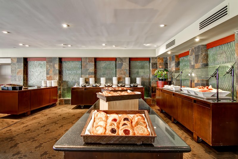 Doubletree By Hilton Hotel Pleasanton At The Club - Pleasanton, CA