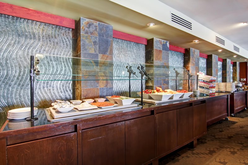 Doubletree By Hilton Hotel Pleasanton At The Club - Pleasanton, CA