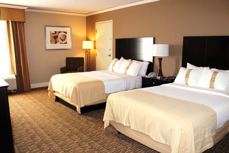 Holiday Inn Executive Center-Columbia Mall - Columbia, MO