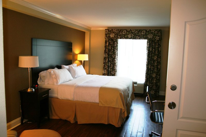 Holiday Inn MACON NORTH - Macon, GA