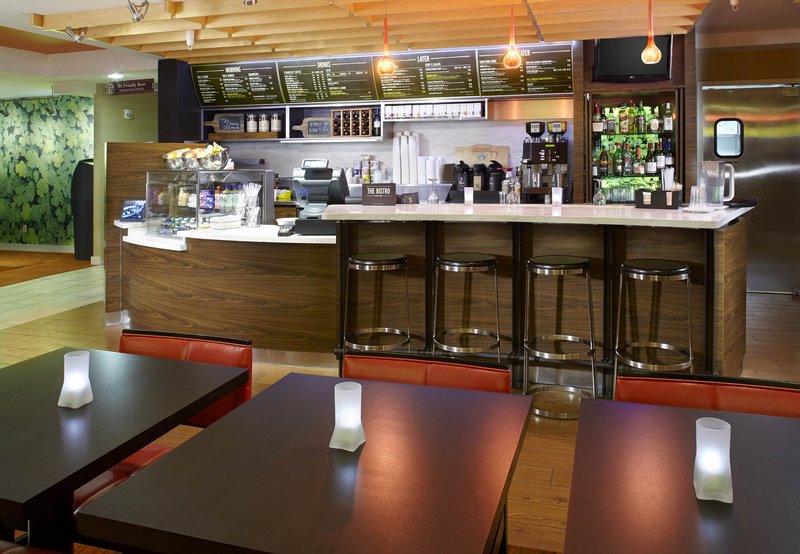 Courtyard By Marriott Lansing - Lansing, MI