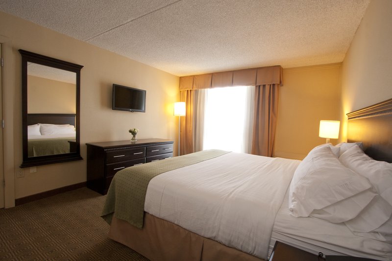 Holiday Inn SOUTH PLAINFIELD-PISCATAWAY - South Plainfield, NJ