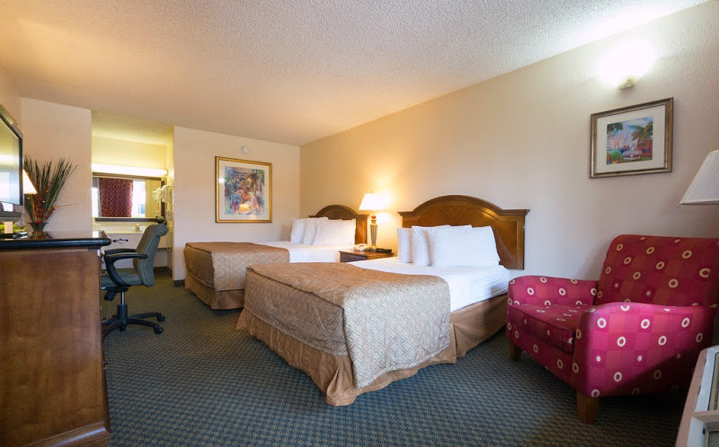 Vista Inn & Suites-Tampa - Tampa, FL