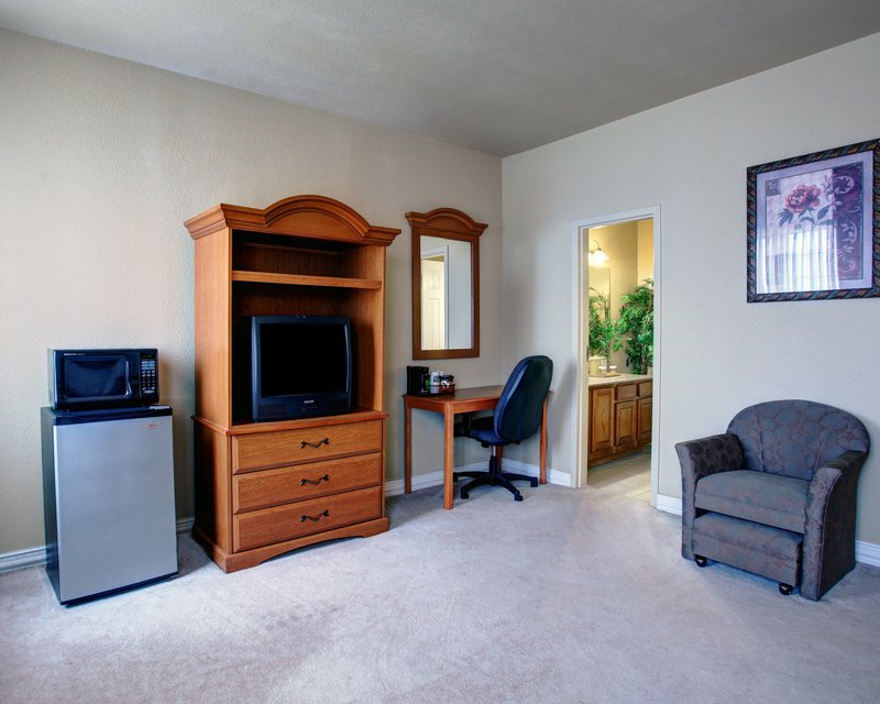 Days Inn New Braunfels - New Braunfels, TX