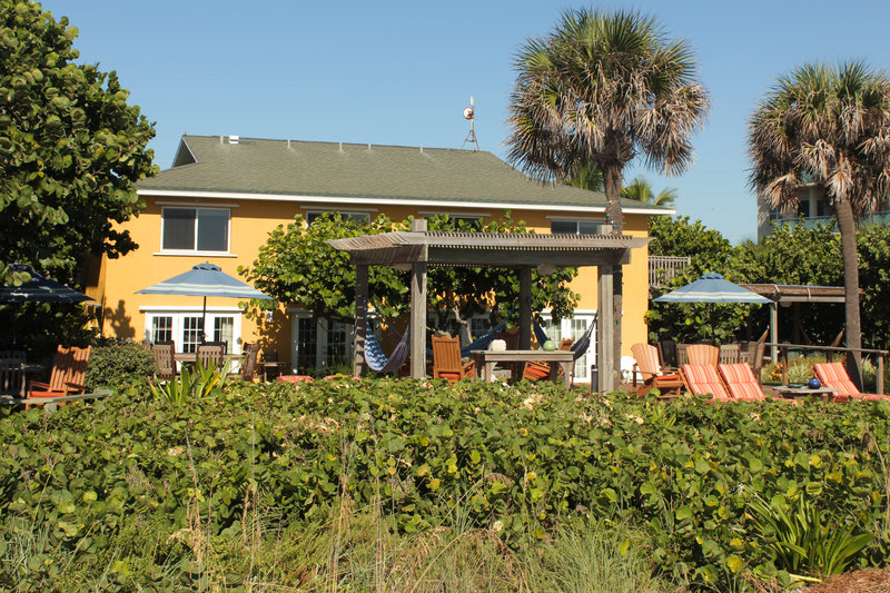 Beach Place Guesthouses - Cocoa Beach, FL