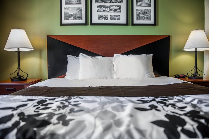 Econo Lodge - Urbana, IL