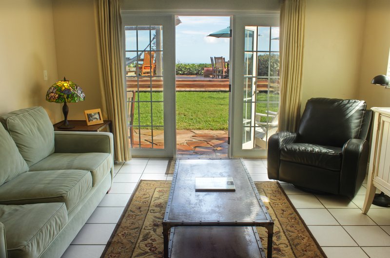 Beach Place Guesthouses - Cocoa Beach, FL