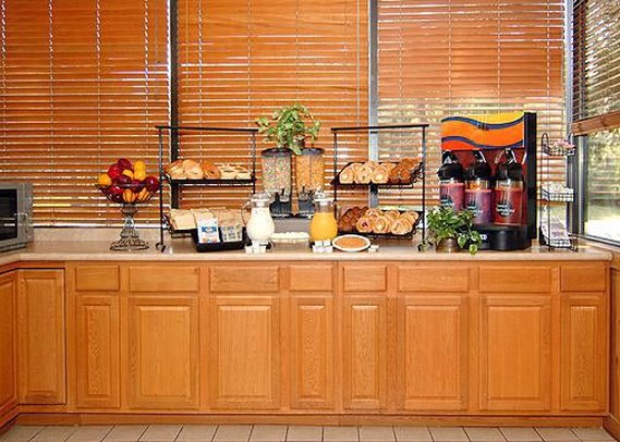 Comfort Inn - South Forest Beach - Hilton Head Island, SC