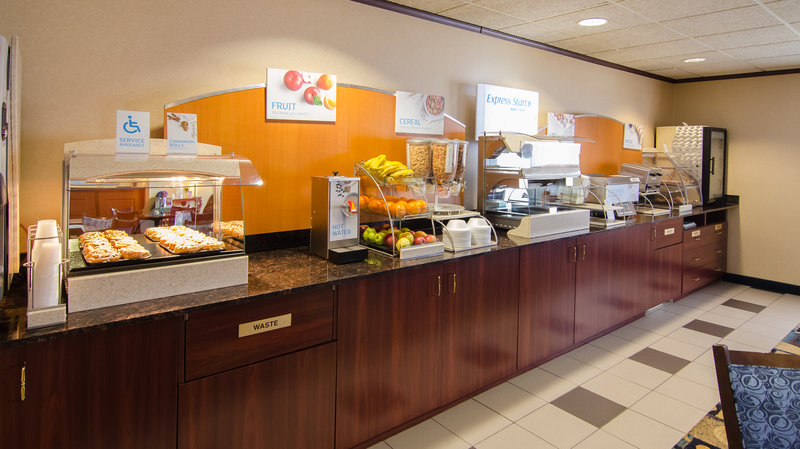 Holiday Inn Express RACINE AREA (I-94 AT EXIT 333) - Sturtevant, WI