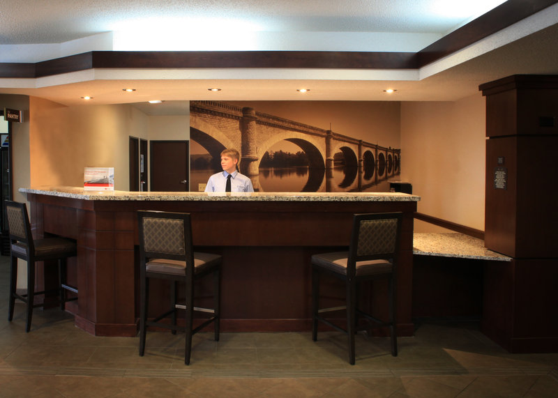 Staybridge Suites-Columbia-Hwy - Columbia, MO