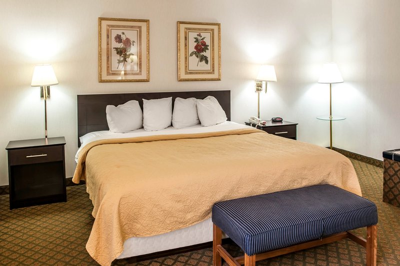 Quality Inn - Columbia City, IN