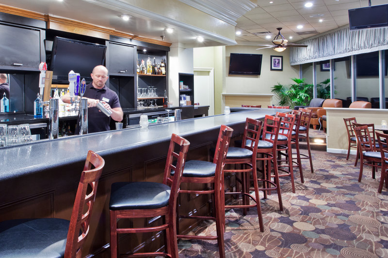 Holiday Inn CHARLESTON-RIVERVIEW - Charleston, SC