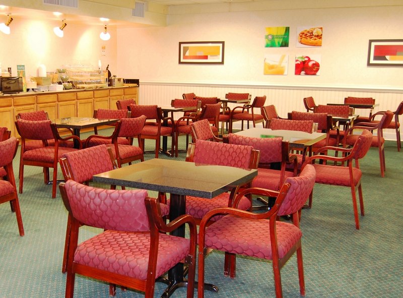 Quality Inn & Suites - Chambersburg, PA