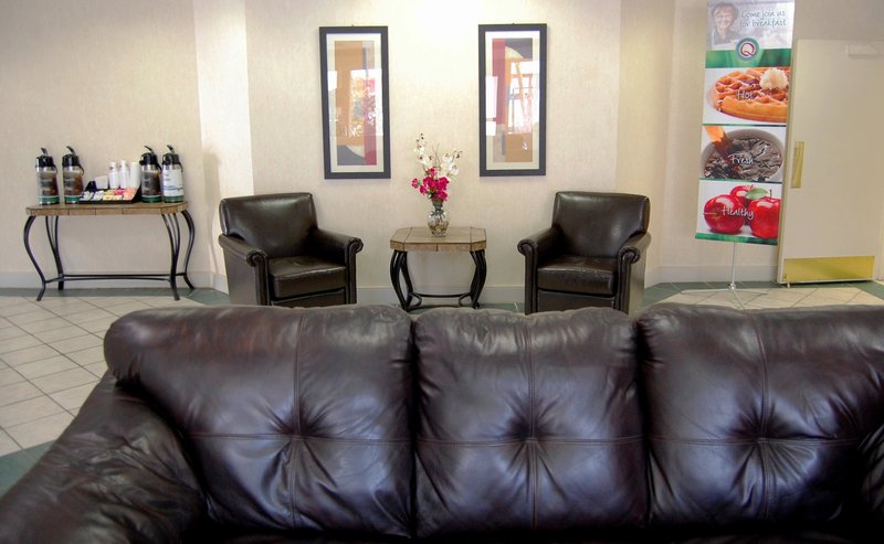 Quality Inn & Suites - Chambersburg, PA