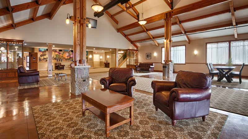 Best Western Plus-Timber Creek - Sandwich, IL