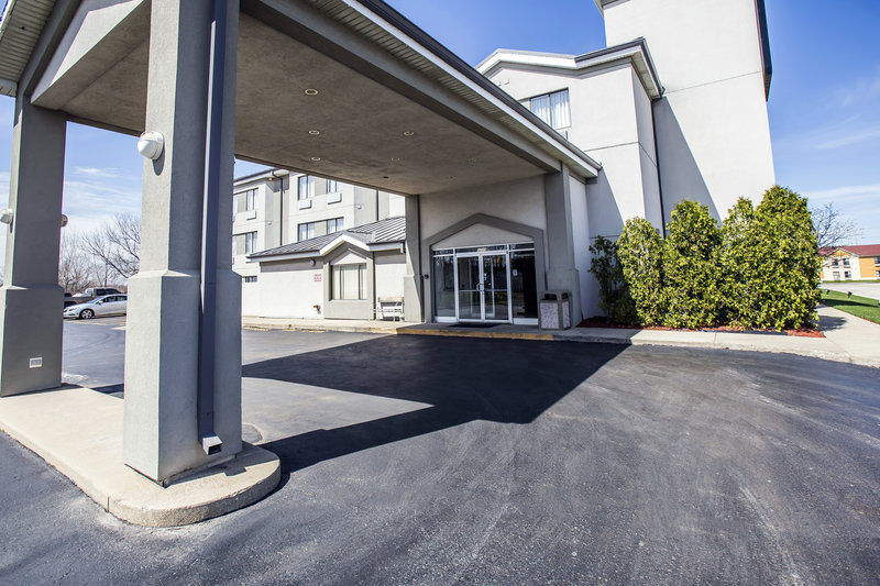 Sleep Inn - Lake Bluff, IL