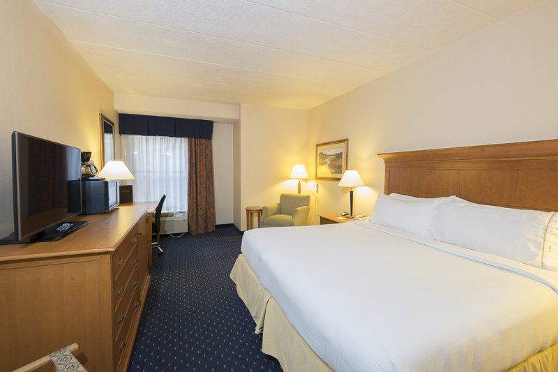 Holiday Inn Express & Suites WAYNESBORO-ROUTE 340 - Waynesboro, VA