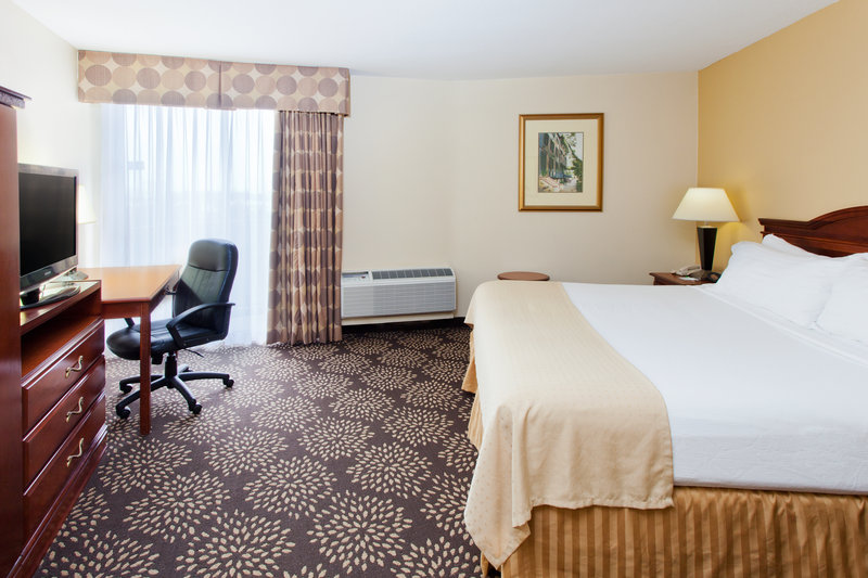 Holiday Inn CHARLESTON-RIVERVIEW - Charleston, SC