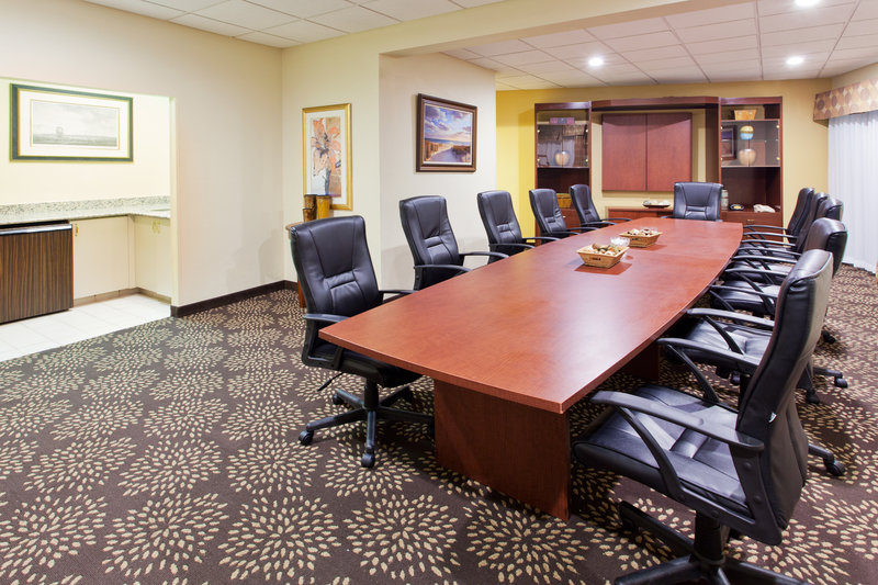 Holiday Inn CHARLESTON-RIVERVIEW - Charleston, SC