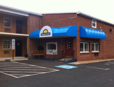 Doylestown Mainstreet Inn - Doylestown, PA
