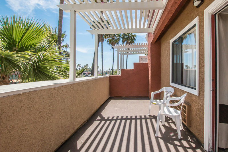Comfort Suites - Huntington Beach, CA