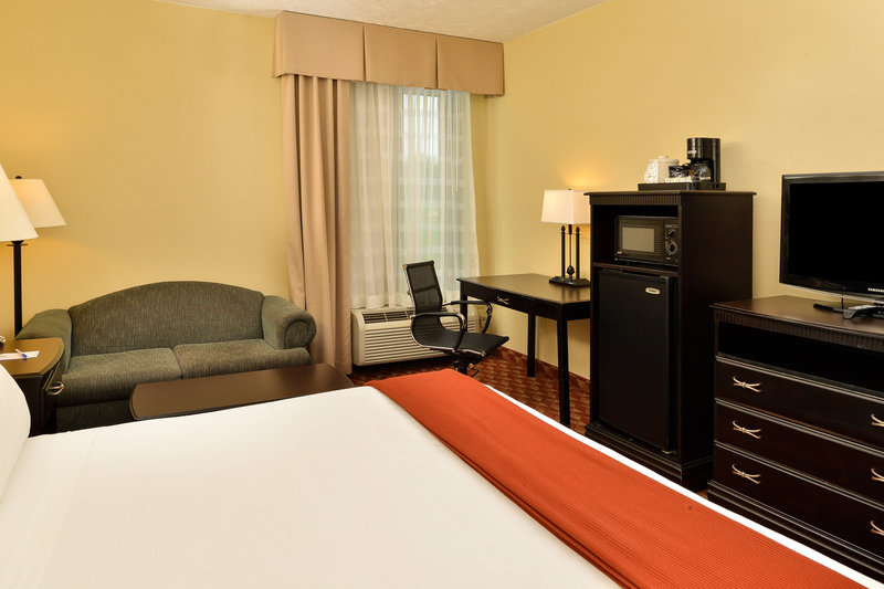 Americas Best Value Inn - West Point, MS