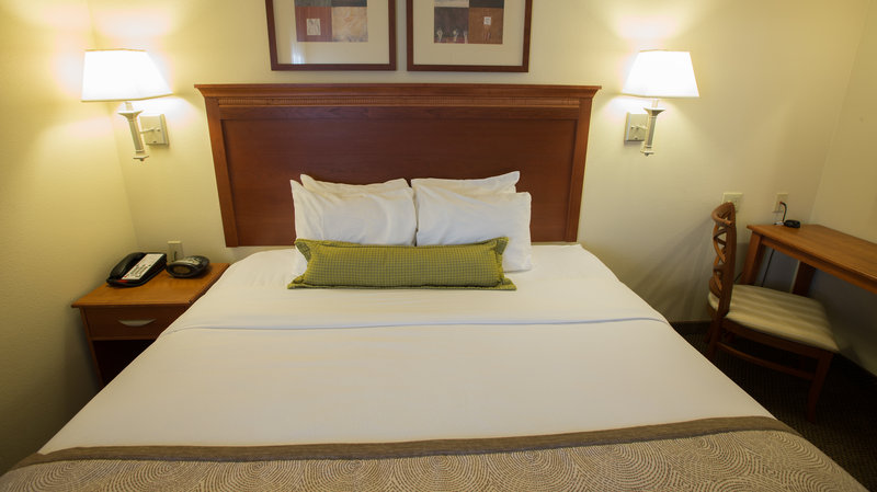 Candlewood Suites SPRINGFIELD - Springfield, MO
