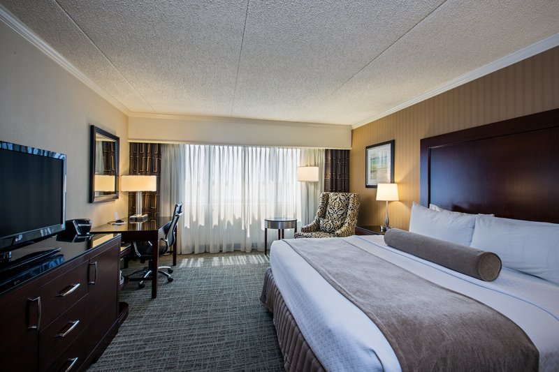 Crowne Plaza ST. LOUIS AIRPORT - Bridgeton, MO