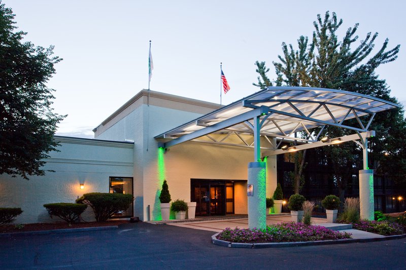 Holiday Inn Hotel & Suites NASHUA - Nashua, NH