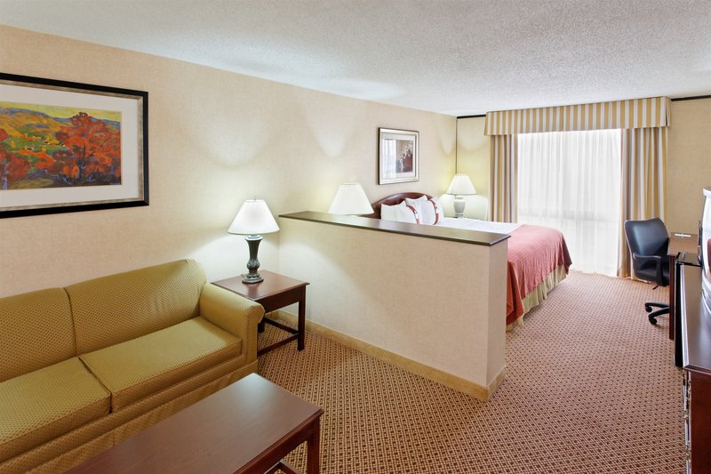 Holiday Inn-Grand Mountain - Billings, MT