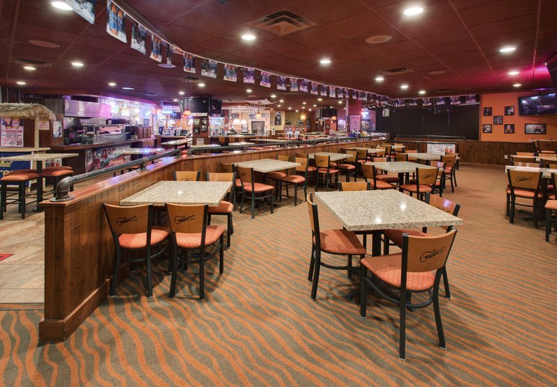 Holiday Inn AUSTIN CONFERENCE CENTER - Austin, MN