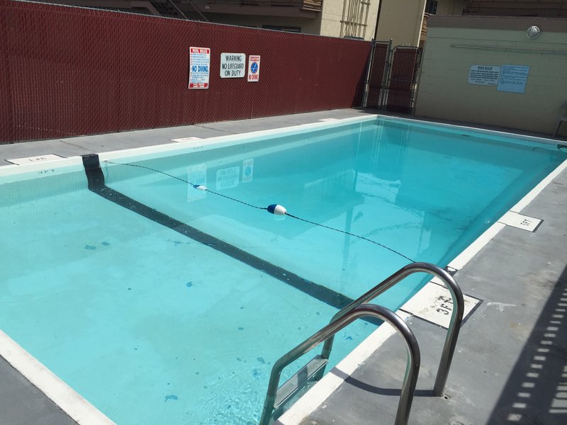 Rodeway Inn & Suites - Omak, WA