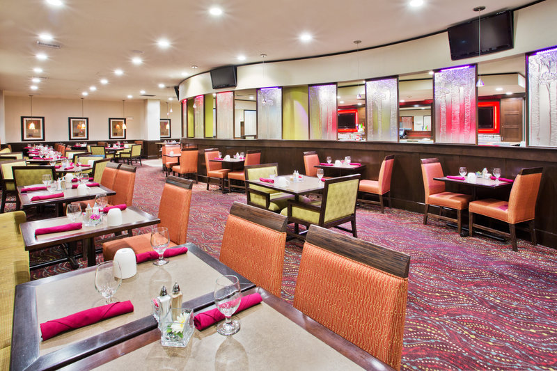 Crowne Plaza Anchorage-Midtown - Anchorage, AK