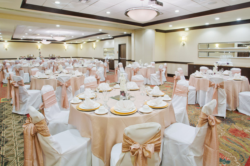 Crowne Plaza Anchorage-Midtown - Anchorage, AK