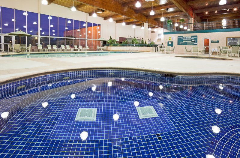 Holiday Inn - Alexandria, MN