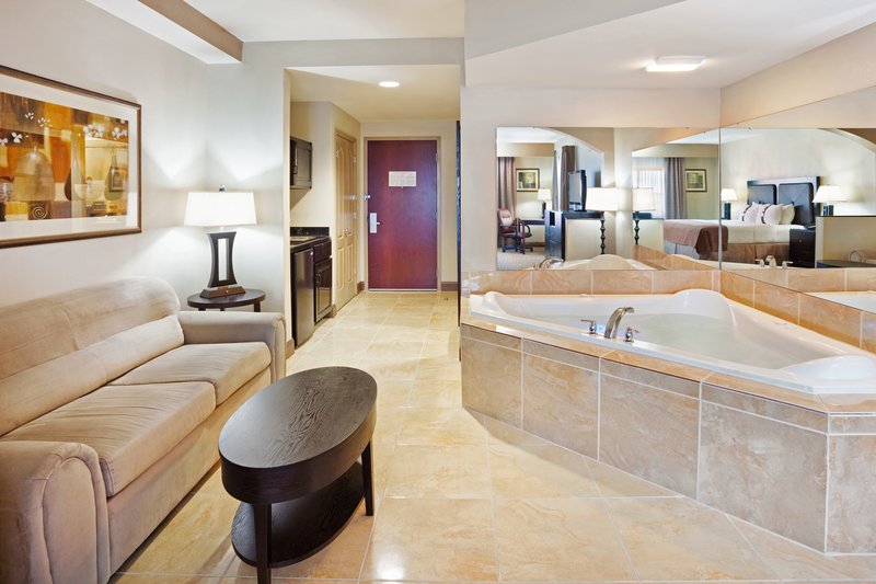 Holiday Inn Hotel & Suites BEAUFORT @ HIGHWAY 21 - Beaufort, SC