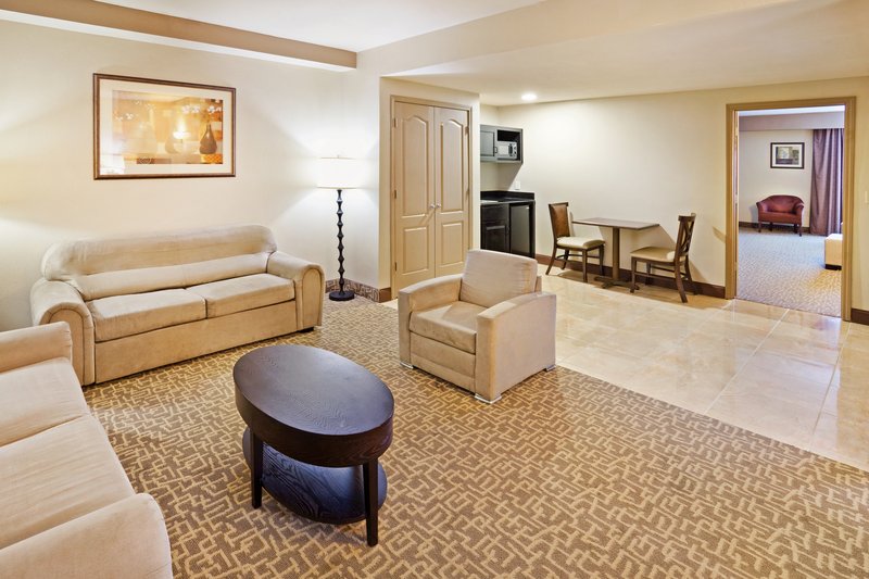 Holiday Inn Hotel & Suites BEAUFORT @ HIGHWAY 21 - Beaufort, SC