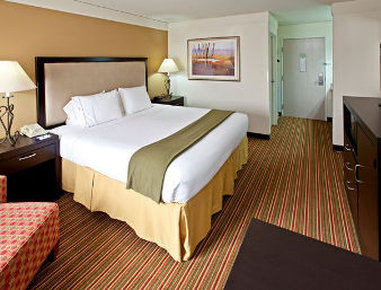 Holiday Inn Express & Suites MANTECA CITY CENTER - Manteca, CA