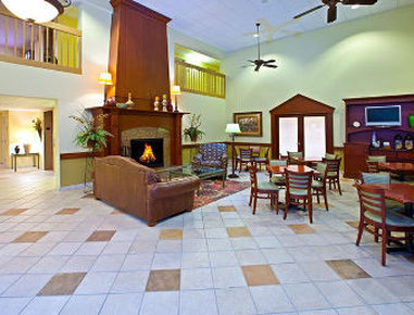 Holiday Inn Express & Suites MANTECA CITY CENTER - Manteca, CA