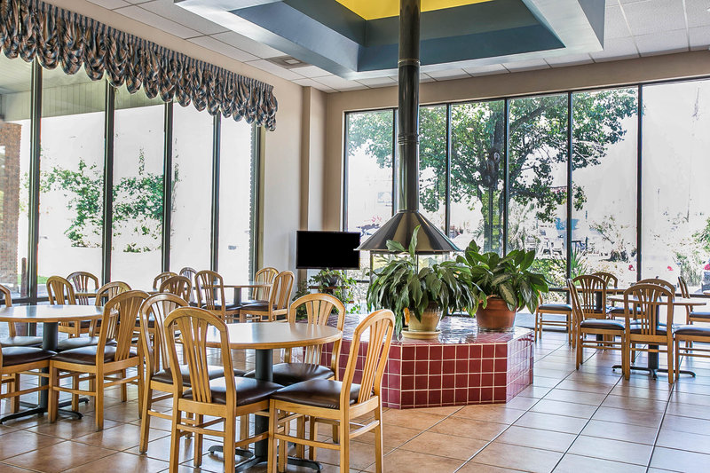 Comfort Inn - Saint George, SC